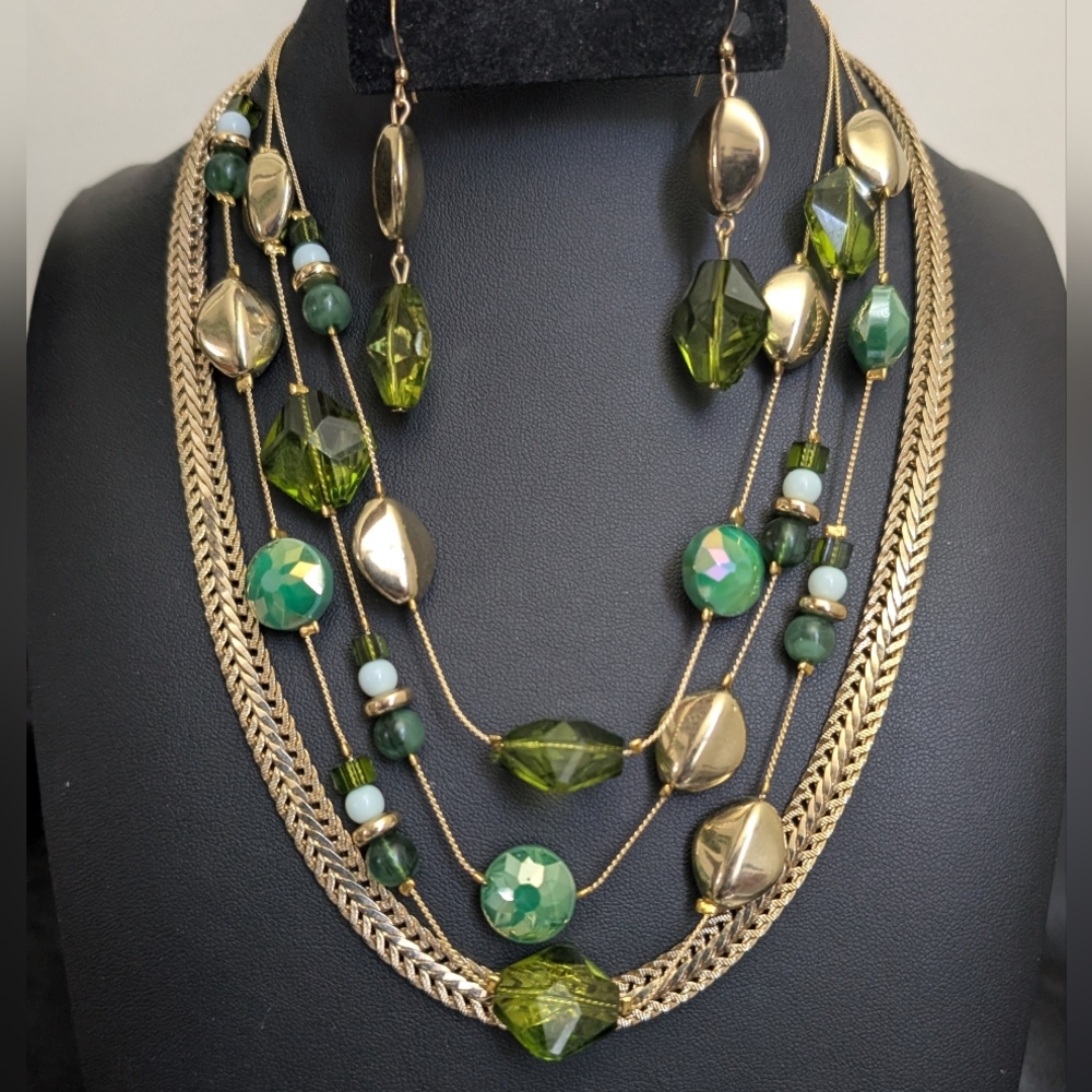 #57. Gold & Lime Green Set With Herringbone Chain